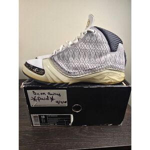 Jordan Men's White Gray Black Athletic Shoes